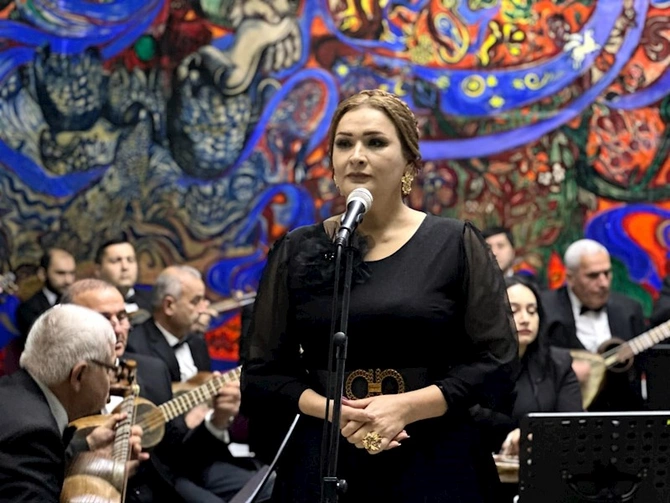 Gəncə Dövlət Filarmoniyasında COP29-a həsr olunan sərgi keçirildi — FOTOLAR Gəncə Dövlət Filarmoniyasında COP29-a həsr olunan sərgi keçirildi — FOTOLAR