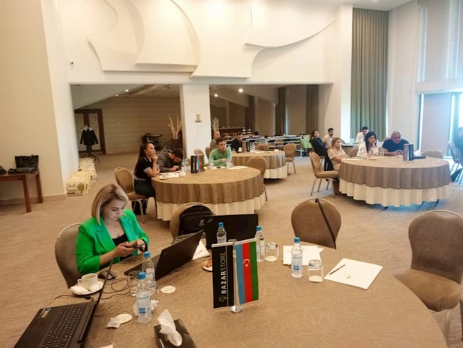 Jurnalistlər üçün “COP29 və media” mövzusunda təlim keçirilib — FOTOLAR Jurnalistlər üçün “COP29 və media” mövzusunda təlim keçirilib — FOTOLAR