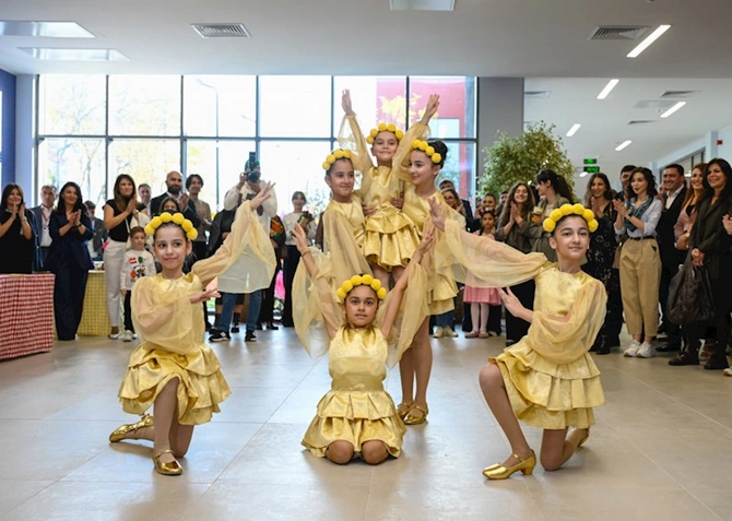 ADA İbtidai Məktəbində ilk Payız festivalı — Məhsul bayramı keçirilib (FOTOLAR/VİDEO)