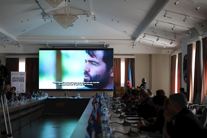“Əngəlsiz qayıdış” adlı filmin təqdimatı oldu — VİDEO/FOTOLAR