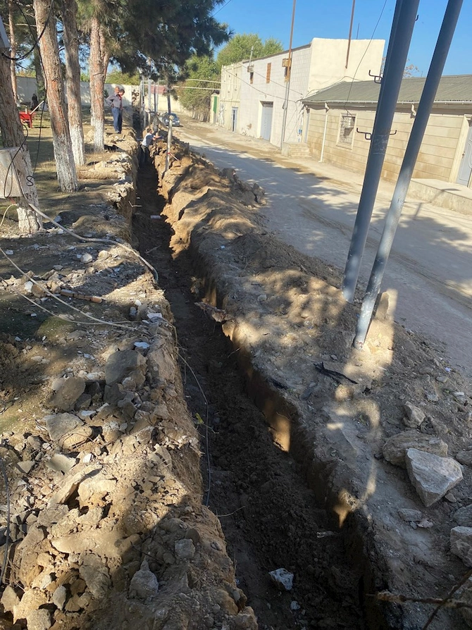 Yağışdan sonra hasarları uçan məktəblərlə bağlı AÇIQLAMA (FOTOLAR)