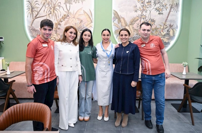 Leyla Əliyeva “Kaşalata” kafeni ziyarət edib — FOTOLAR