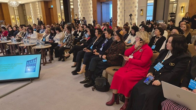 Türk dünyasının qadınları iqtisadi sıçrayış üçün birləşir — FOTOLAR Türk dünyasının qadınları iqtisadi sıçrayış üçün birləşir — FOTOLAR