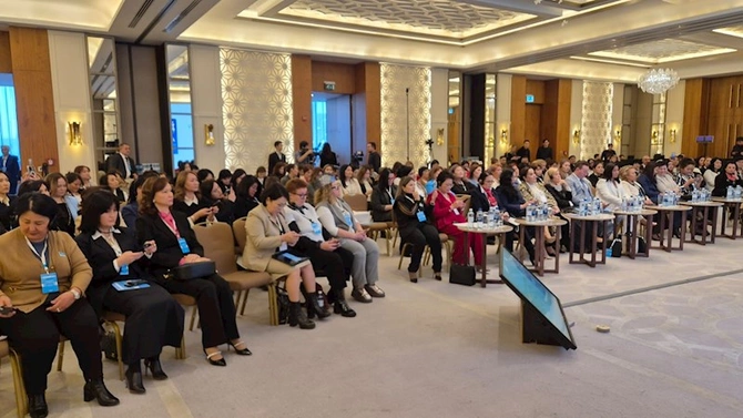 Türk dünyasının qadınları iqtisadi sıçrayış üçün birləşir — FOTOLAR Türk dünyasının qadınları iqtisadi sıçrayış üçün birləşir — FOTOLAR