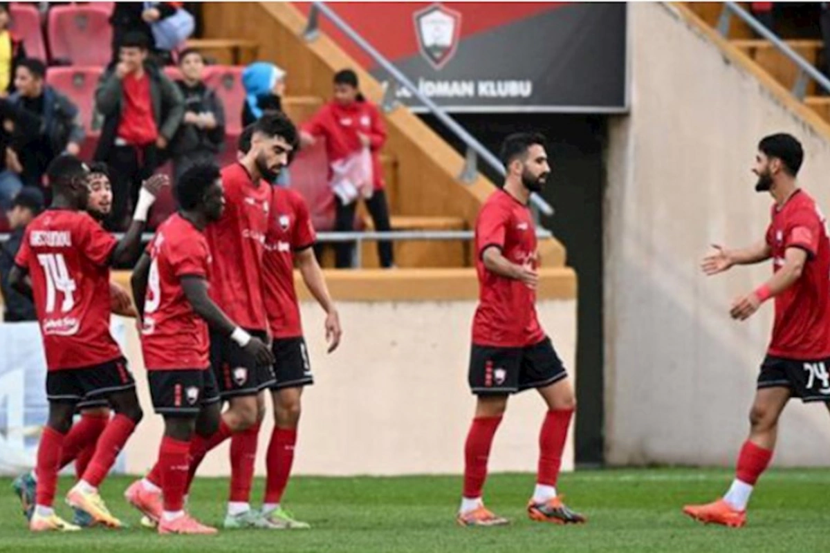 Azərbaycan futbolunda bir oyunda 20 qol vuruldu