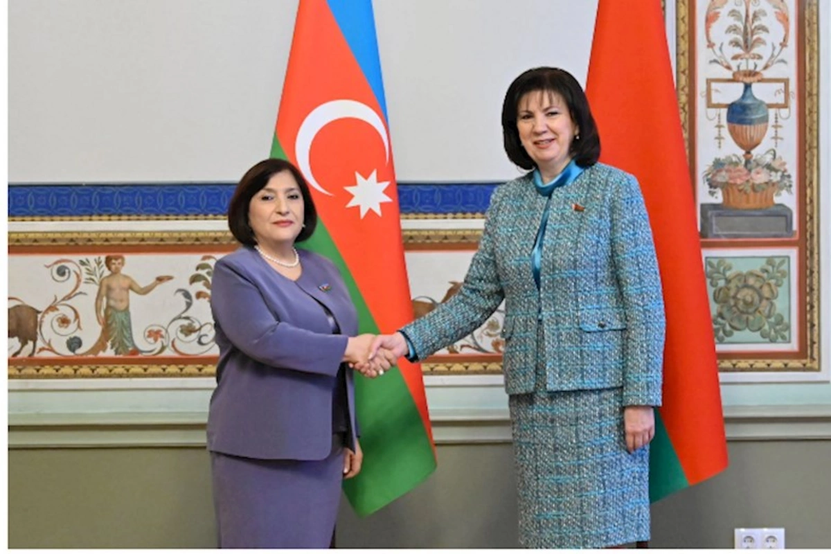 Sahibə Qafarova belaruslu həmkarı ilə görüşdü