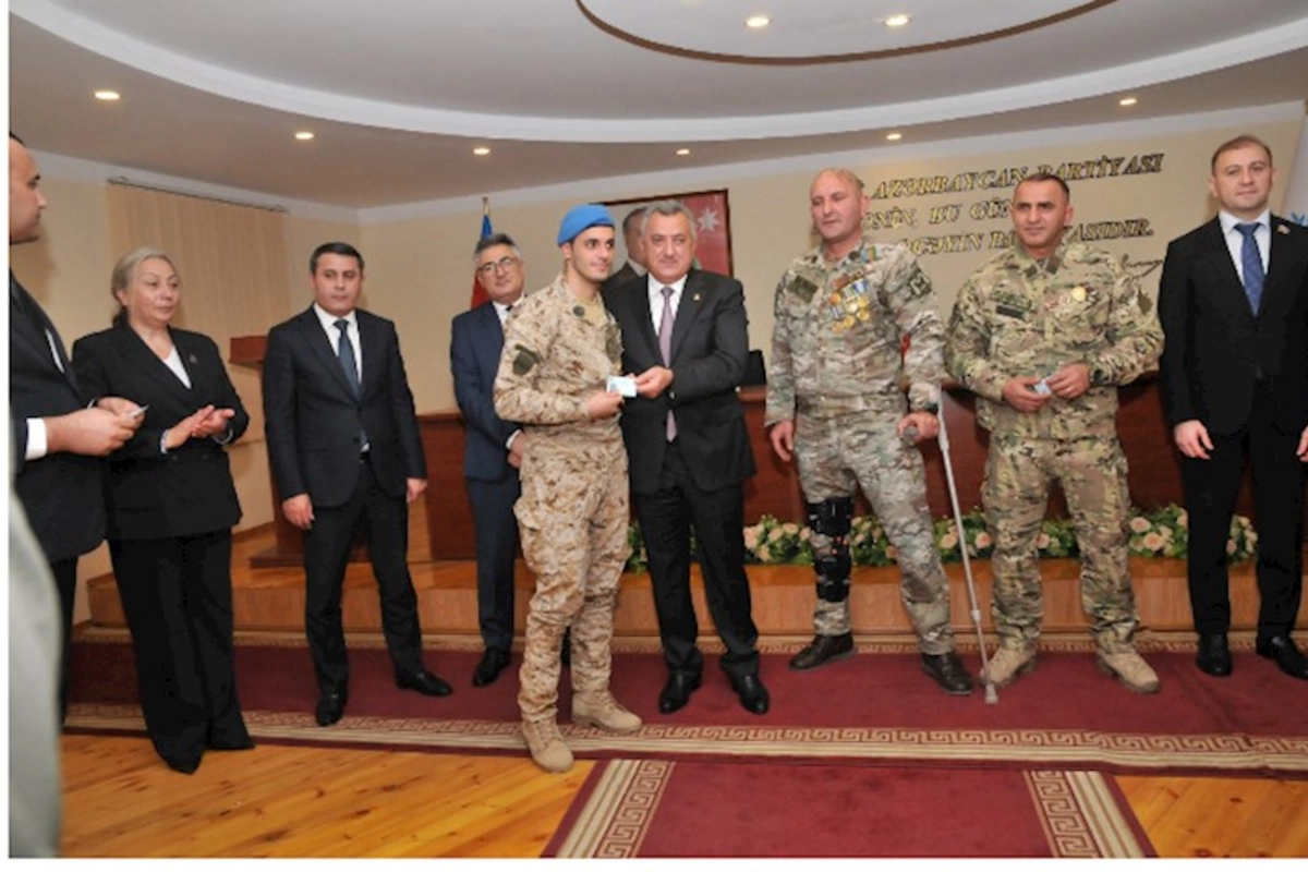 Abşeronda Yeni Azərbaycan Partiyasının yaranmasının 32-ci ildönümü münasibətilə tədbir keçirilib — FOTOLAR