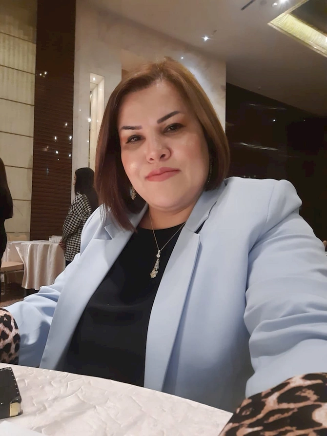 Ekran qarşısında yemək yedirtmək... — Valideynlərə XƏBƏRDARLIQ Ekran qarşısında yemək yedirtmək... — Valideynlərə XƏBƏRDARLIQ