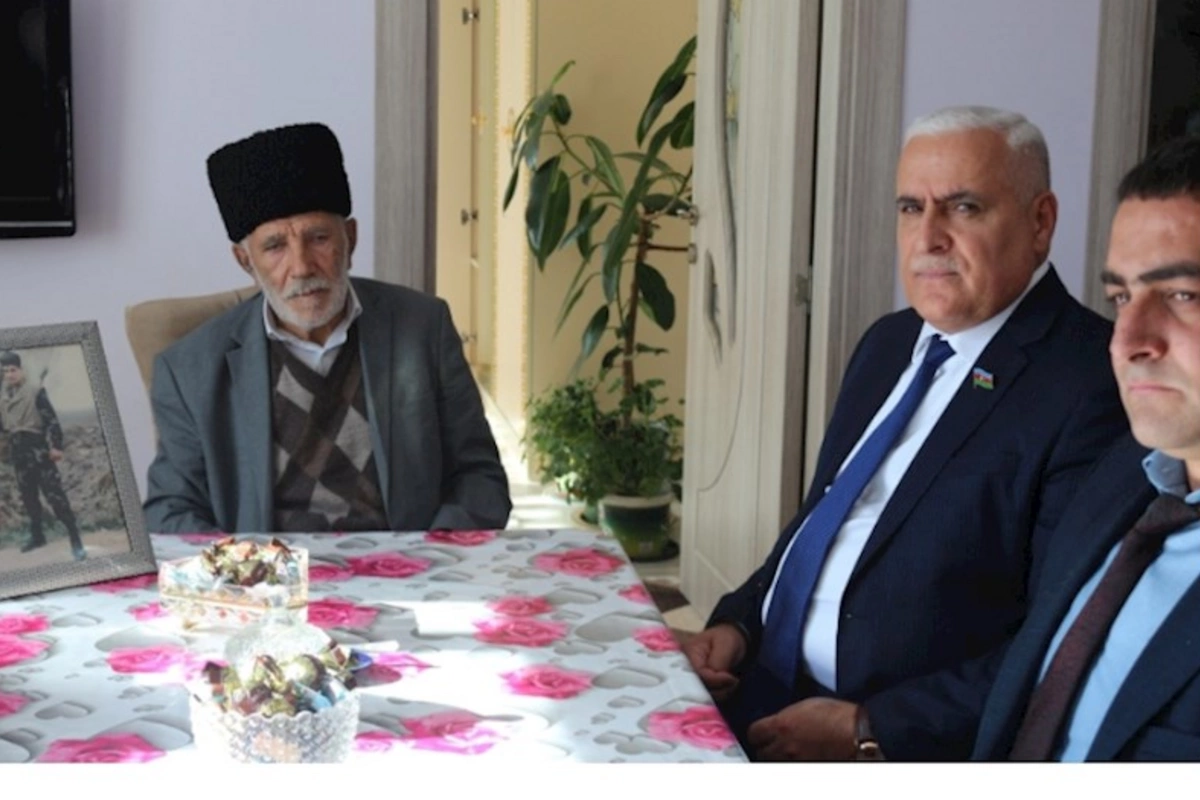 Millət vəkili Vüqar Rəhimzadə Culfanın Xanəgah kəndində şəhid atasını və kəndin ən yaşlı sakinini evlərində ziyarət edib — FOTOLAR