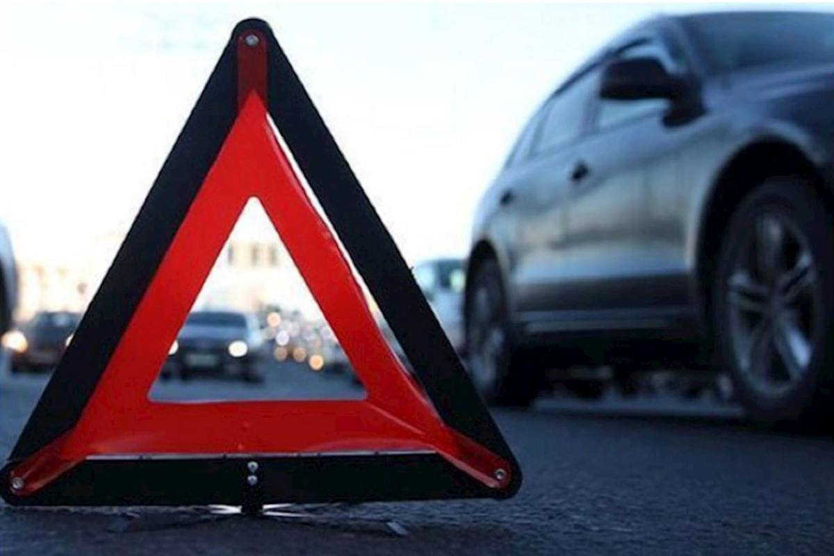 Xaçmazda avtomobil ağaca çırpılıb, ölən və yaralanan var