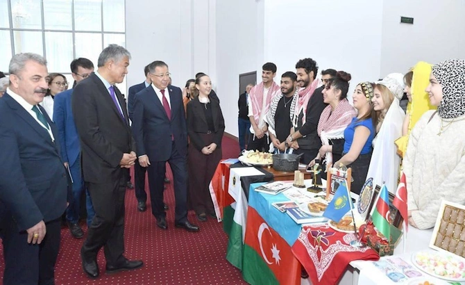 Azərbaycanlı gənclər “I TÜRKSOY Türk Dünyası Gənclik Görüşü”ndə iştirak ediblər — FOTOLAR