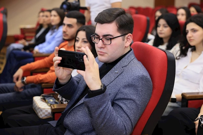 “Tuqay meşələrinin karbontutma potensialının qiymətləndirilməsi, meşə ekosisteminin bərpası” layihəsi çərçivəsində təlim təşkil olunub — FOTOLAR