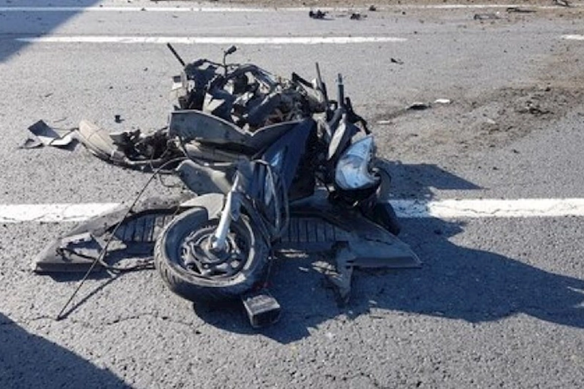 Motosiklet Opellə toqquşdu — Ölənlər var