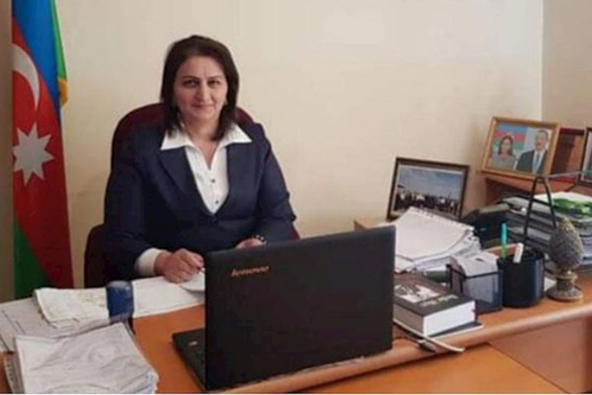 Mahnı qalmaqalına görə işdən çıxarılan direktor vəzifəyə bərpa edildi