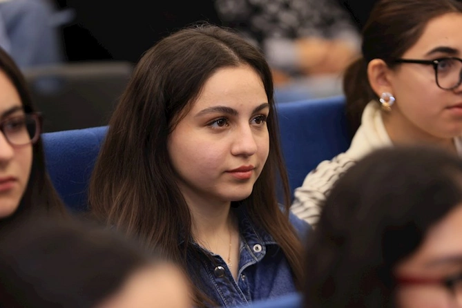 “Regional İnkişaf” İctimai Birliyi Xankəndidə gənclərlə görüş keçirib — FOTOLAR “Regional İnkişaf” İctimai Birliyi Xankəndidə gənclərlə görüş keçirib — FOTOLAR
