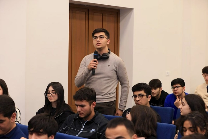 “Regional İnkişaf” İctimai Birliyi Xankəndidə gənclərlə görüş keçirib — FOTOLAR “Regional İnkişaf” İctimai Birliyi Xankəndidə gənclərlə görüş keçirib — FOTOLAR