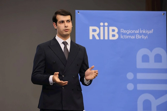 “Regional İnkişaf” İctimai Birliyi Xankəndidə gənclərlə görüş keçirib — FOTOLAR “Regional İnkişaf” İctimai Birliyi Xankəndidə gənclərlə görüş keçirib — FOTOLAR
