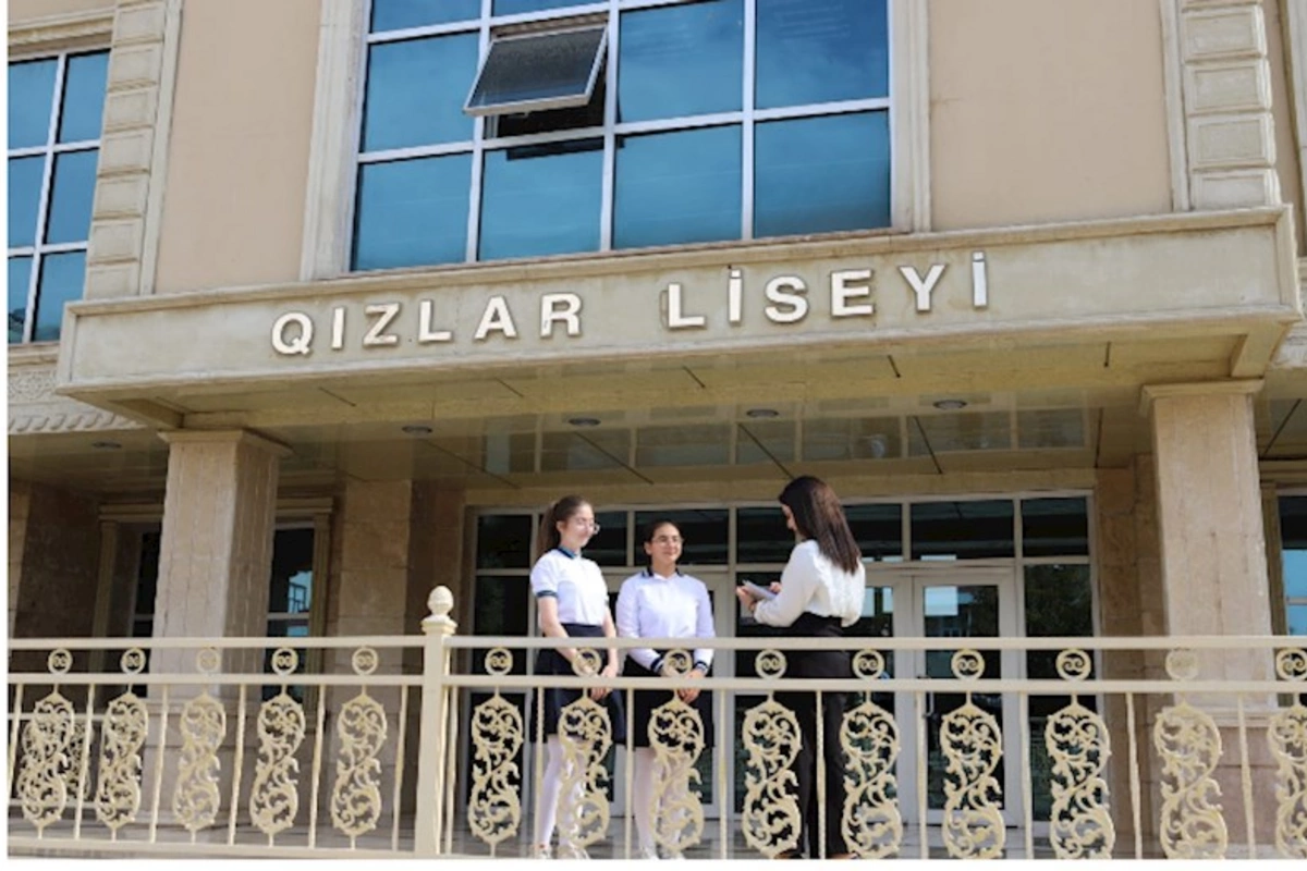 Azərbaycanın yeganə qızlar məktəbinə direktor TƏYİN EDİLDİ