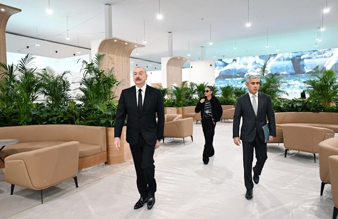 Prezident və xanımı Bakı Olimpiya Stadionunda — FOTOLAR (YENİLƏNDİ) Prezident və xanımı Bakı Olimpiya Stadionunda — FOTOLAR (YENİLƏNDİ)