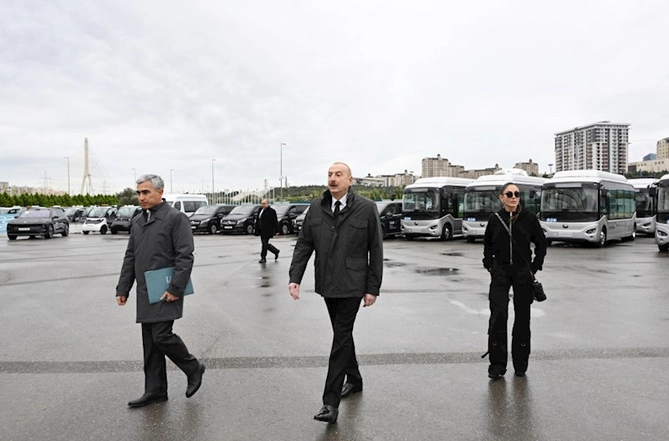 Prezident və xanımı Bakı Olimpiya Stadionunda — FOTOLAR (YENİLƏNDİ) Prezident və xanımı Bakı Olimpiya Stadionunda — FOTOLAR (YENİLƏNDİ)