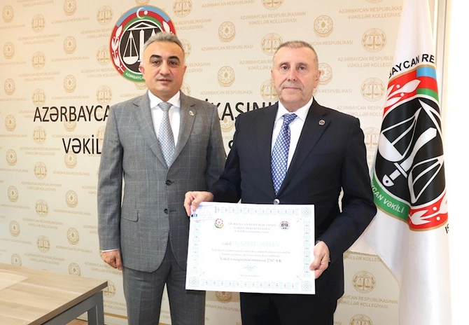 Vəkillər Kollegiyası Rəyasət Heyətinin növbəti iclası keçirildi — FOTOLAR Vəkillər Kollegiyası Rəyasət Heyətinin növbəti iclası keçirildi — FOTOLAR