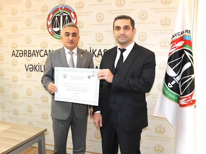 Vəkillər Kollegiyası Rəyasət Heyətinin növbəti iclası keçirildi — FOTOLAR Vəkillər Kollegiyası Rəyasət Heyətinin növbəti iclası keçirildi — FOTOLAR