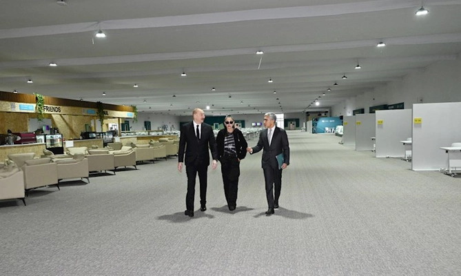 Prezident və xanımı Bakı Olimpiya Stadionunda — FOTOLAR (YENİLƏNDİ) Prezident və xanımı Bakı Olimpiya Stadionunda — FOTOLAR (YENİLƏNDİ)