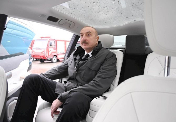 Prezident və xanımı Bakı Olimpiya Stadionunda — FOTOLAR (YENİLƏNDİ) Prezident və xanımı Bakı Olimpiya Stadionunda — FOTOLAR (YENİLƏNDİ)