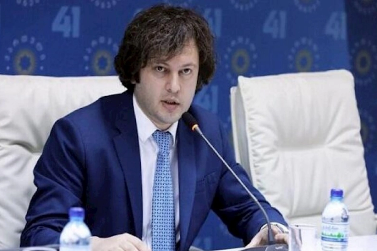 Kobaxidze: Harrisin qələbəsi Ukraynada müharibəni bir neçə ay uzadacaq