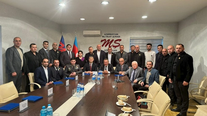 Mətbuat Şurasında Vətən müharibəsi iştirakçıları ilə görüş keçirilib — FOTOLAR