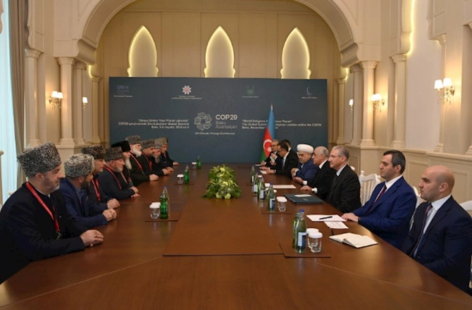 Əli Əsədov Dini Liderlərin Qlobal Sammitinin iştirakçıları ilə görüşlər keçirib — FOTOLAR Əli Əsədov Dini Liderlərin Qlobal Sammitinin iştirakçıları ilə görüşlər keçirib — FOTOLAR