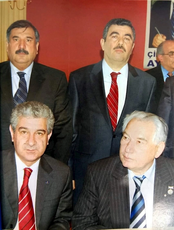 Çingiz Aytmatovun sonuncu yubileyi Bakıda keçirilib — FOTOLAR Çingiz Aytmatovun sonuncu yubileyi Bakıda keçirilib — FOTOLAR