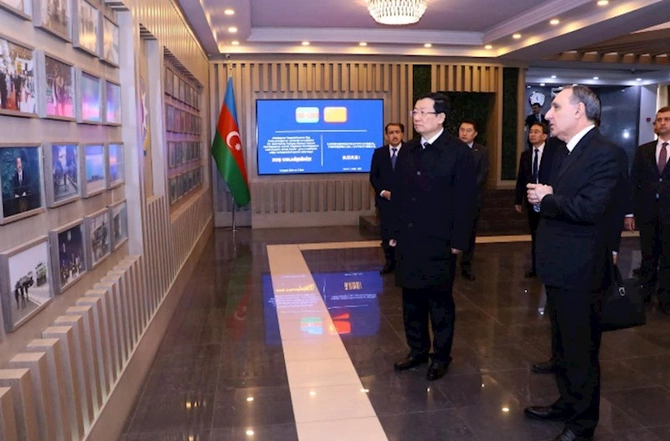 Baş prokuror Çin nümayəndə heyəti ilə görüşüb — FOTOLAR
