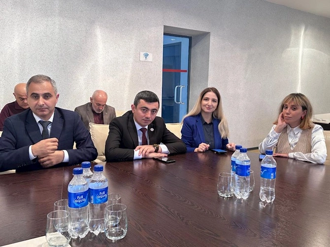 Mətbuat Şurasında Yeni Müsavat qəzetinin 35 illiyi ilə bağlı tədbir keçirilib — FOTOLAR Mətbuat Şurasında Yeni Müsavat qəzetinin 35 illiyi ilə bağlı tədbir keçirilib — FOTOLAR