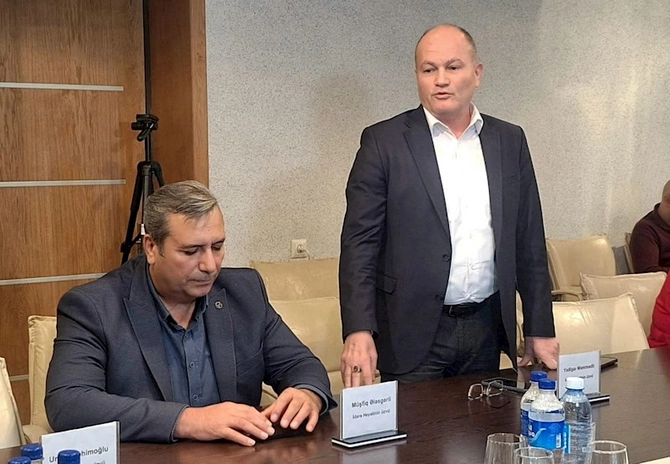 Mətbuat Şurasında Yeni Müsavat qəzetinin 35 illiyi ilə bağlı tədbir keçirilib — FOTOLAR Mətbuat Şurasında Yeni Müsavat qəzetinin 35 illiyi ilə bağlı tədbir keçirilib — FOTOLAR