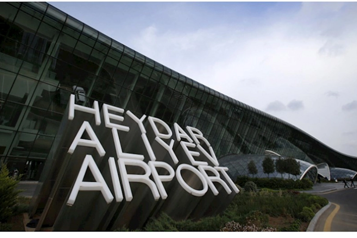 Bakı aeroportunda müvəqqəti dəyişiklik