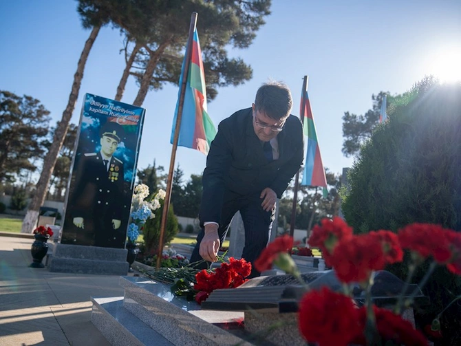 Zəfər Günü ilə bağlı ETSN-də görüş keçirilib — FOTOLAR