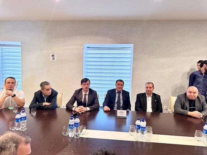 Mətbuat Şurasında Yeni Müsavat qəzetinin 35 illiyi ilə bağlı tədbir keçirilib — FOTOLAR Mətbuat Şurasında Yeni Müsavat qəzetinin 35 illiyi ilə bağlı tədbir keçirilib — FOTOLAR