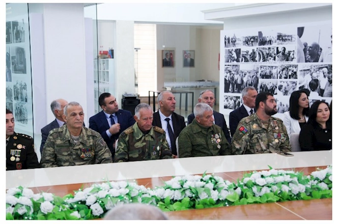Hacıqabulda “8 Noyabr - Zəfər Günü” ilə əlaqədar ümumrayon tədbiri keçirildi — FOTOLAR