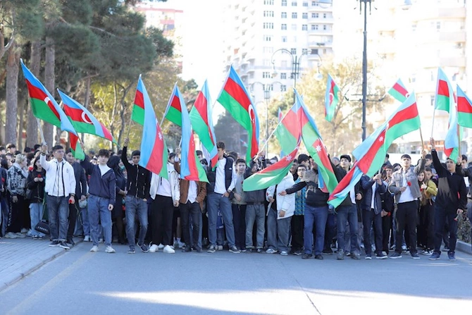 Abşeronda Zəfər Günü böyük coşqu ilə qeyd olunub — FOTOLAR