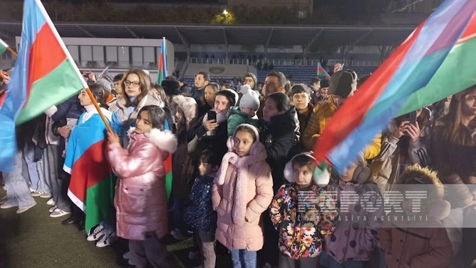 Zəfər Günü münasibətilə Xankəndidə bayram konserti və atəşfəşanlıq olub — FOTOLAR