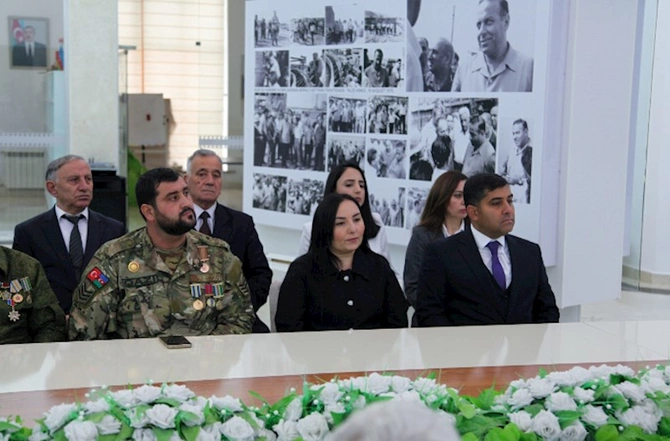 Hacıqabulda “8 Noyabr - Zəfər Günü” ilə əlaqədar ümumrayon tədbiri keçirildi — FOTOLAR