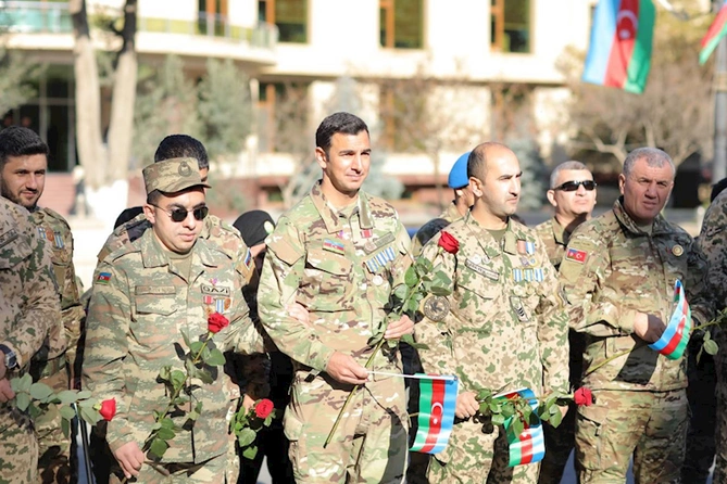 Abşeronda Zəfər Günü böyük coşqu ilə qeyd olunub — FOTOLAR