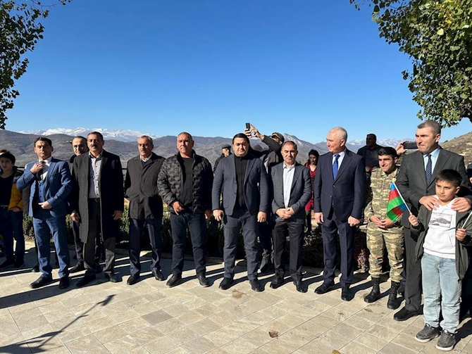 Azad torpaqlarda bayram konsertləri təşkil olunub — FOTOLAR