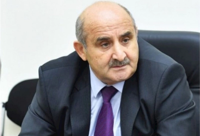 Bayrağımız qürurumuzdur — ŞƏRH Bayrağımız qürurumuzdur — ŞƏRH
