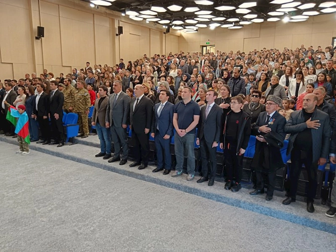 Füzulidə Zəfər Günü münasibətilə konsert olub — FOTOLAR Füzulidə Zəfər Günü münasibətilə konsert olub — FOTOLAR