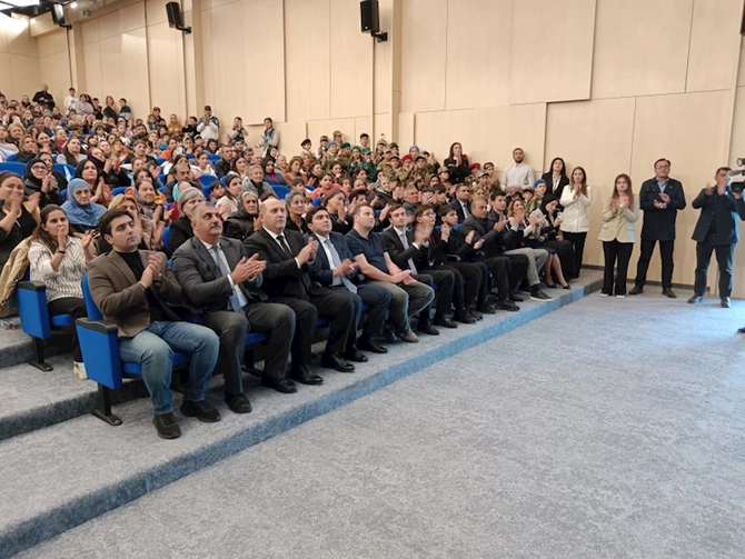 Füzulidə Zəfər Günü münasibətilə konsert olub — FOTOLAR Füzulidə Zəfər Günü münasibətilə konsert olub — FOTOLAR
