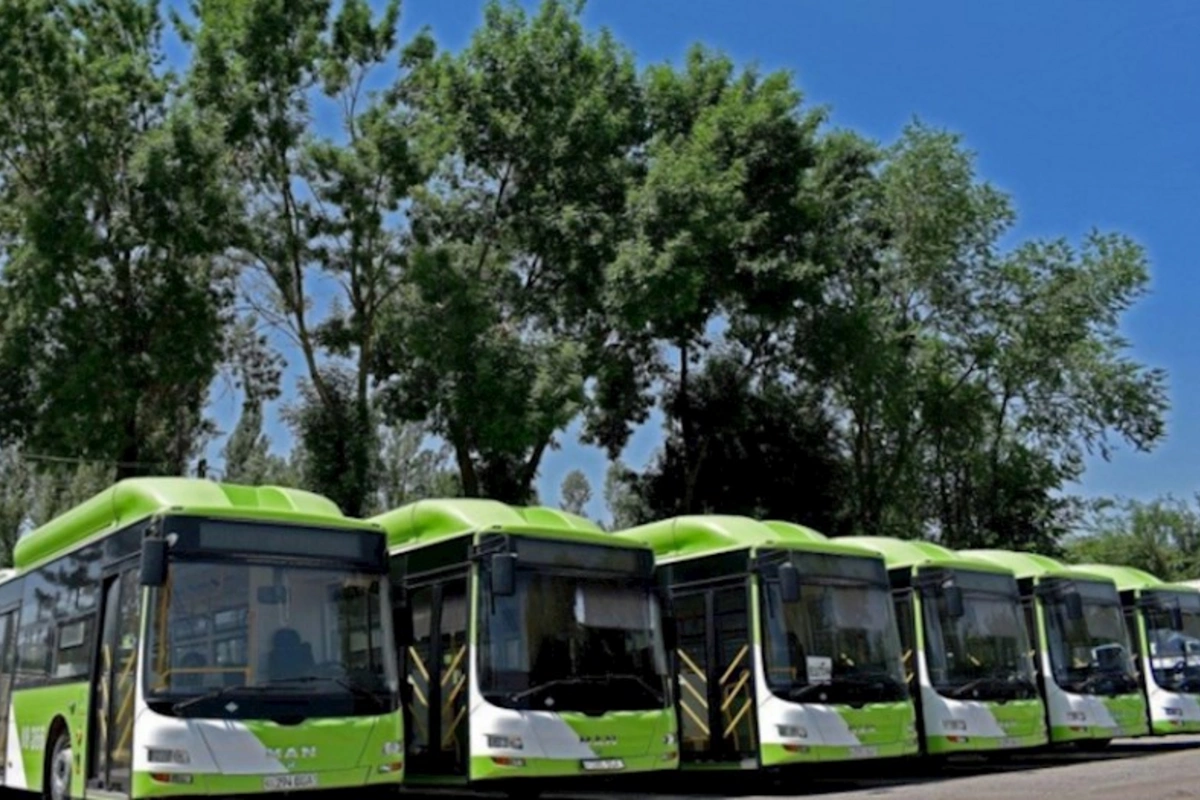 Bakıya 160 ədəd elektrik mühərrikli avtobus gətirilib
