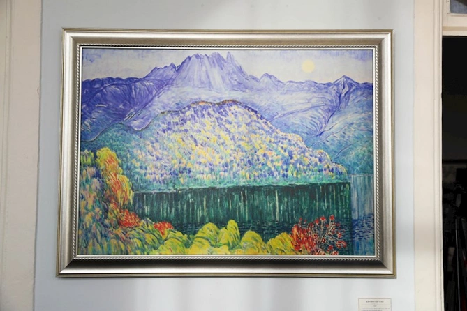 Sənət və ədəbiyyatın harmoniyasını nümayiş etdirən sərgi — Səttarın Füzulisi (FOTOLAR) Sənət və ədəbiyyatın harmoniyasını nümayiş etdirən sərgi — Səttarın Füzulisi (FOTOLAR)