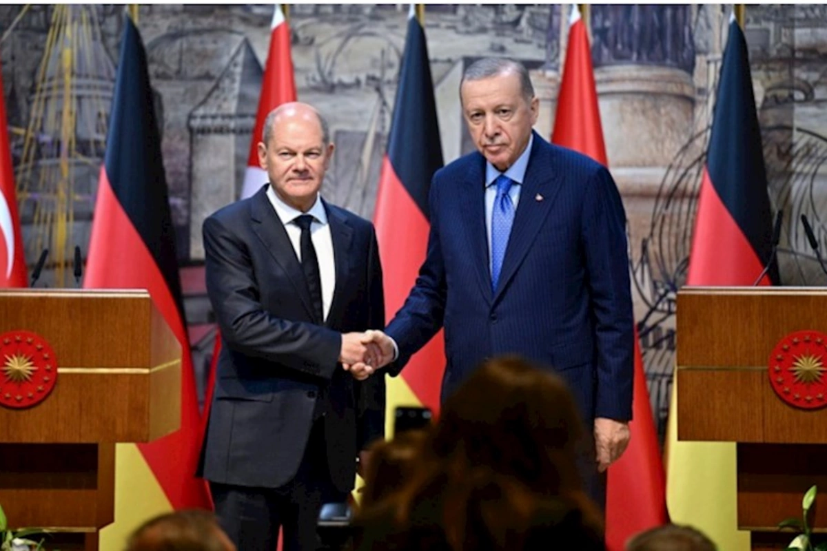 Ərdoğan Almaniya kansleri ilə Suriyadakı son durumu müzakirə edib
